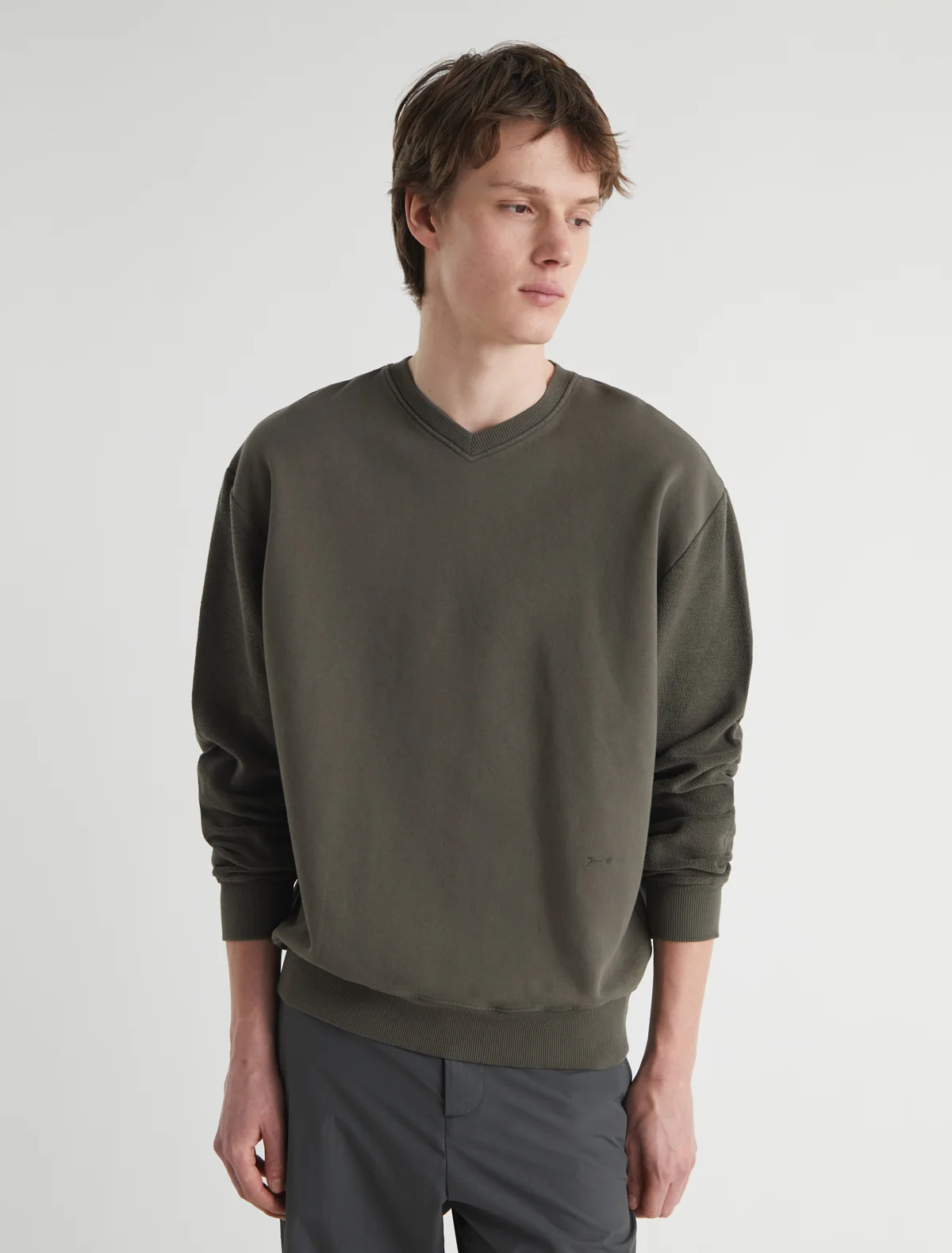 no 2433 / Oliver