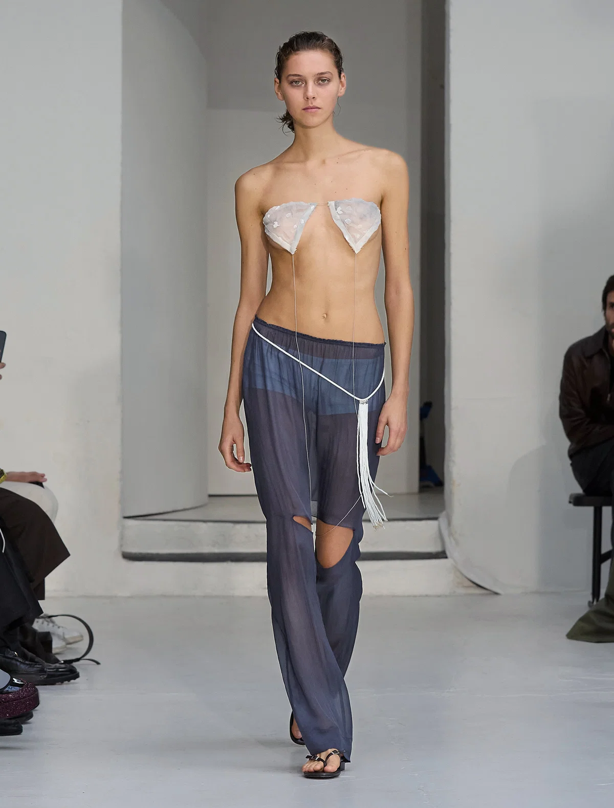 no 2404 / Silk Simonetta